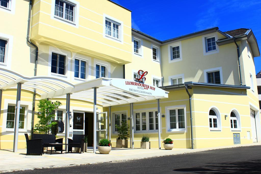 Hotel Leobersdorfer Hof Exteriör bild